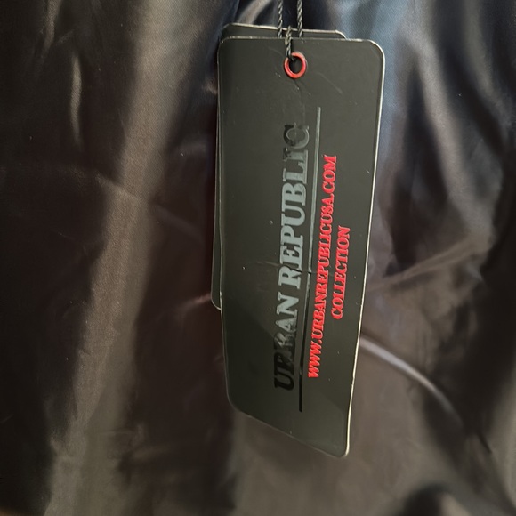 URBAN REPUBLIC Woman’s puffer- like jacket - Picture 6 of 8